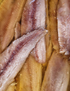 Sardinas ahumadas